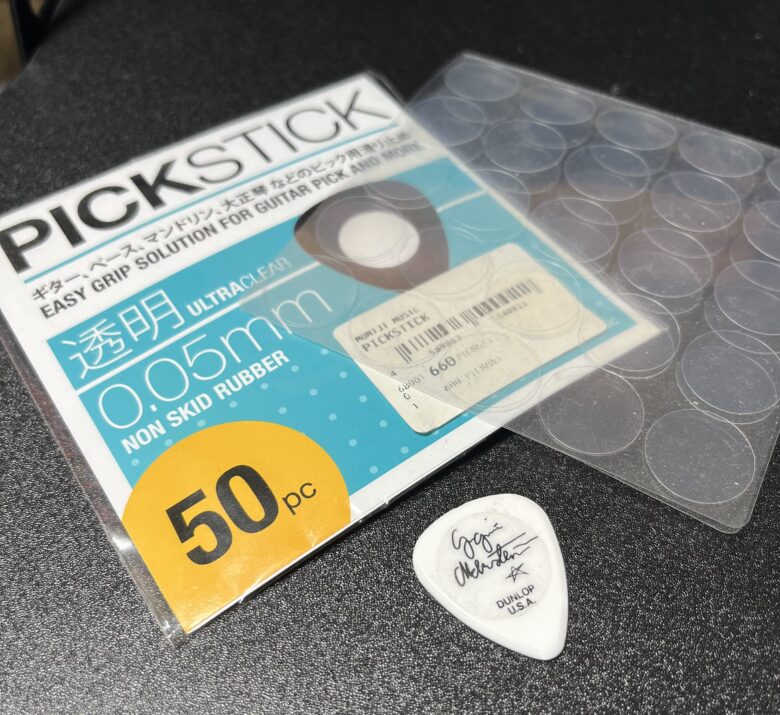 PICKSTICKをイングヴェイ・ピックに貼る